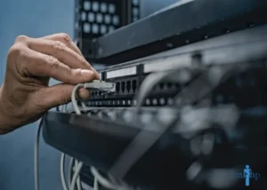 یو پی اس (UPS Server)